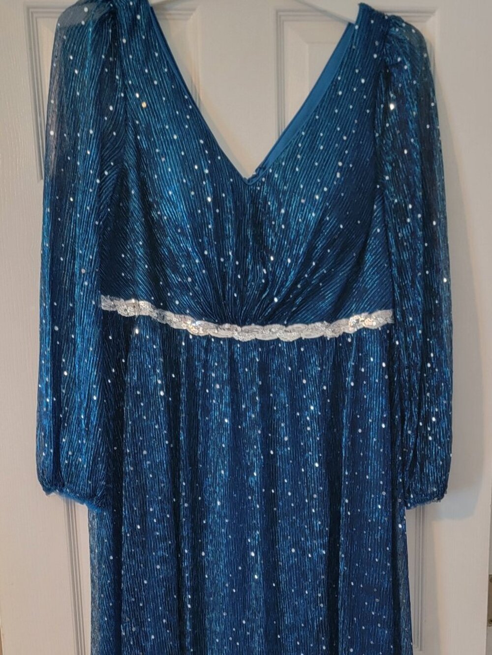 Navy Blue Women's 2XL formal gown, Curveins